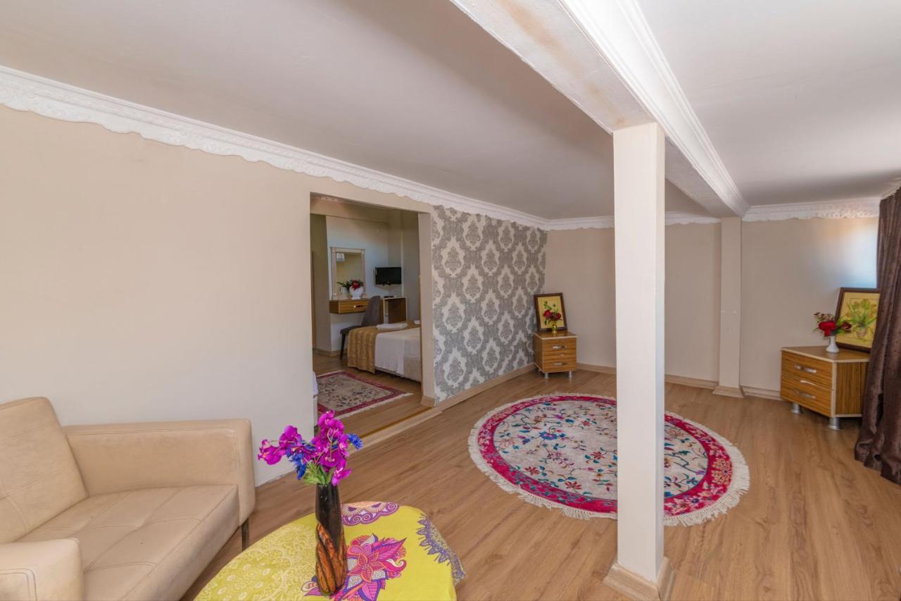Ista Palace Hotel Istanbul Bagian luar foto